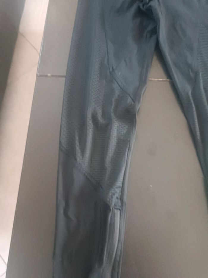 Legging Unkut taille M - photo numéro 5