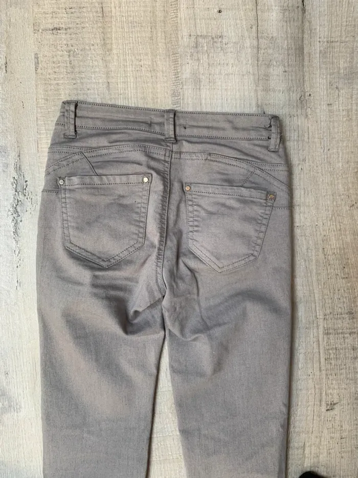 Jeans taille basse - photo numéro 6