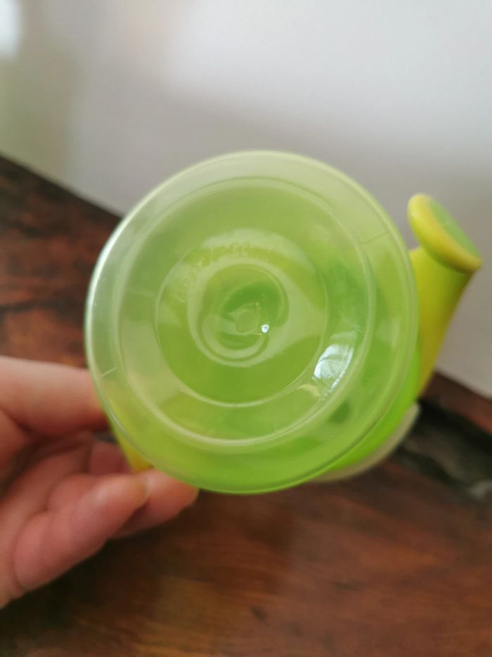 Tupperware vaisselle et jouet bébé - photo numéro 3