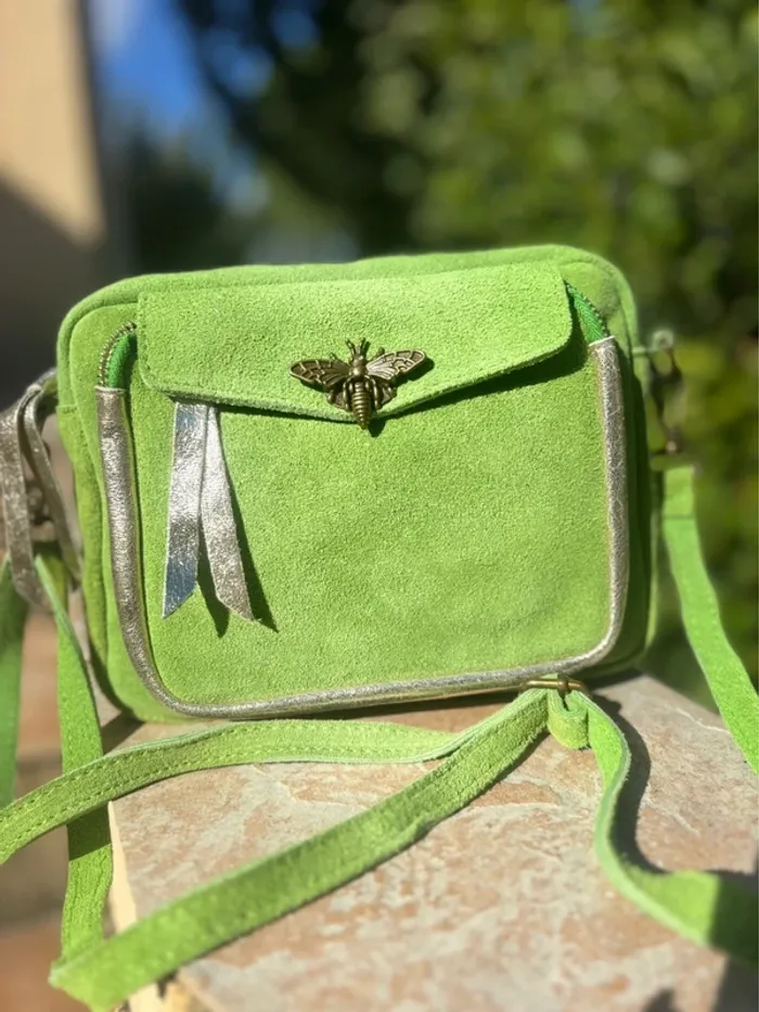 Sac cuir vert pomme avec fermeture abeille - photo numéro 15
