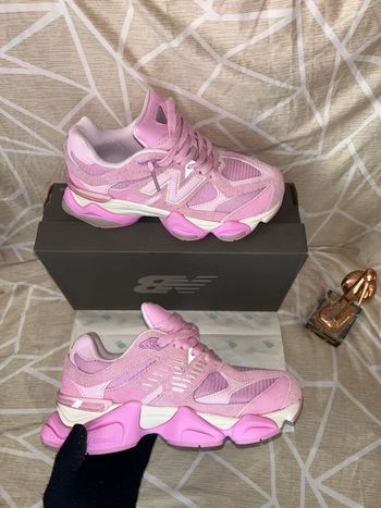 New Balance 9060 Rose  