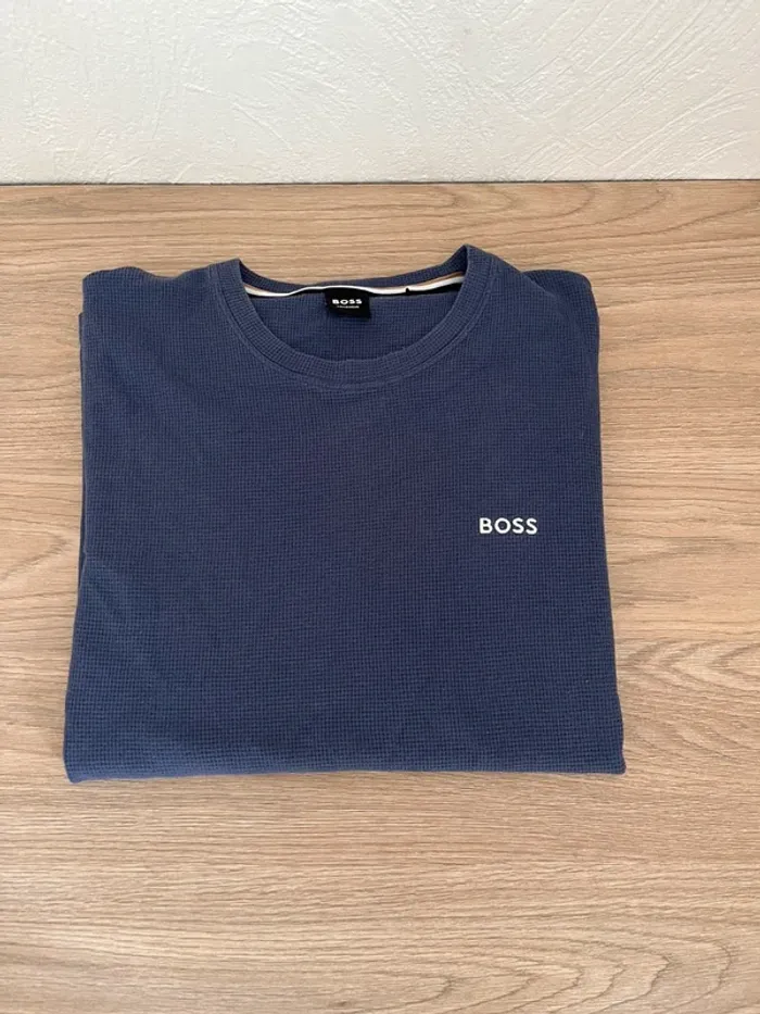 T-shirt boss logo brodé