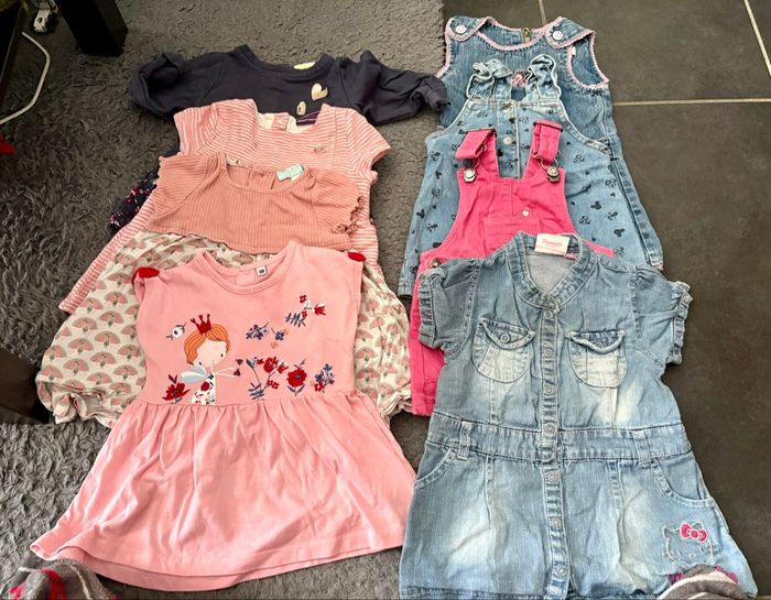 Lot hauts et robes 6 mois - photo numéro 3