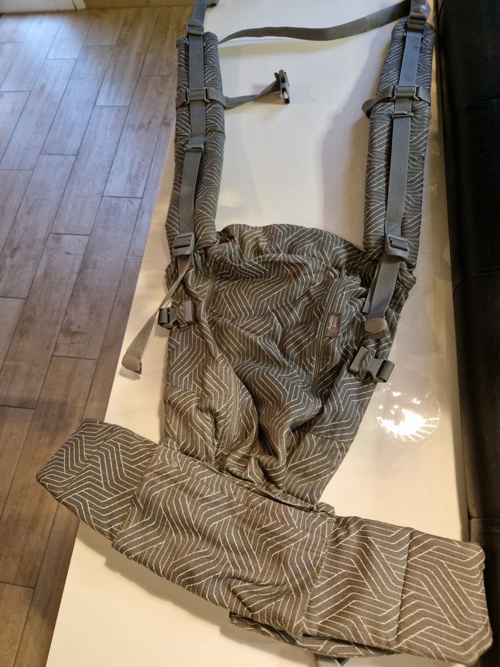 Porte bébé physiologique Love and Carry One - photo numéro 3