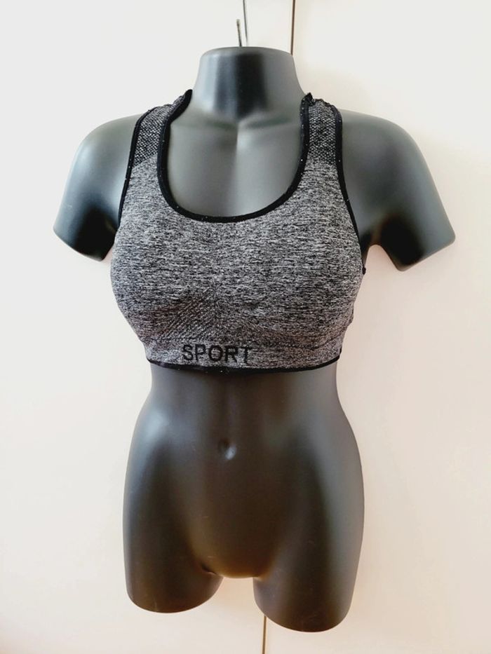 Brassière sport taille S 36 M 38 gris yoga fitness - photo numéro 3