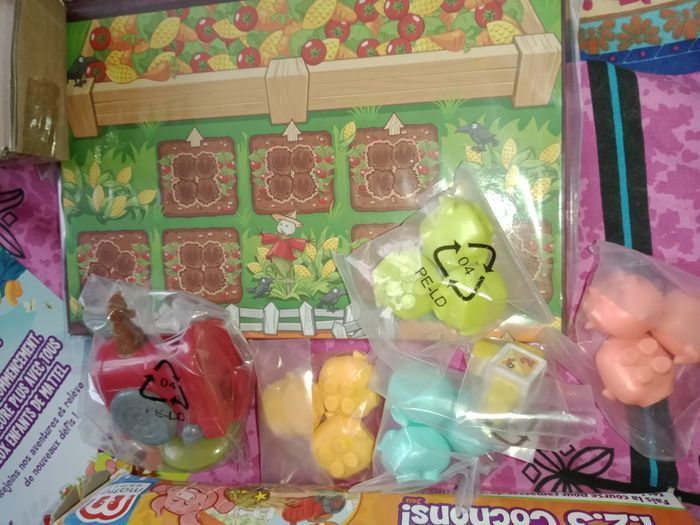 1.2.3 cochons ! Fais la course pour ramasser de la nourriture dans cet incroyable jeu où le loup et cochons s'affrontent. Neuf - photo numéro 4