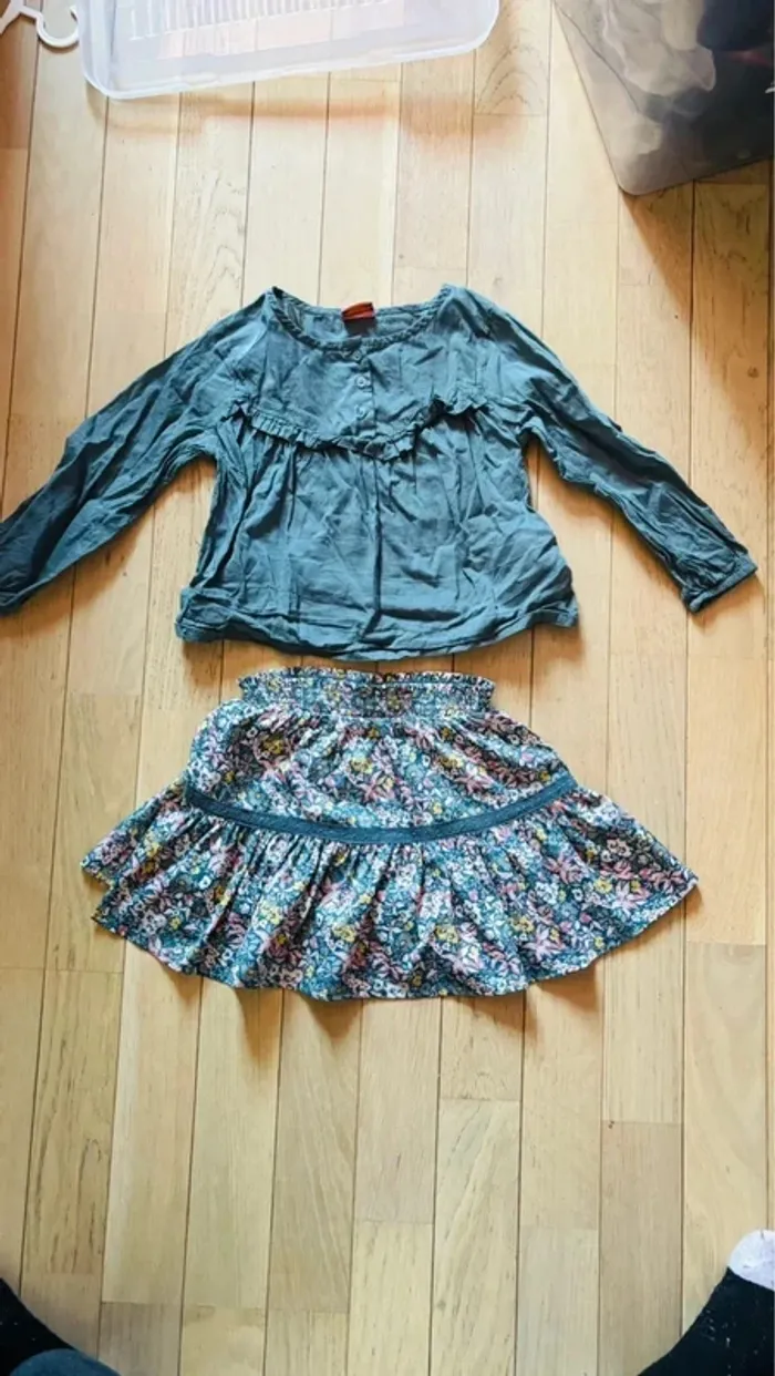 Ensemble blouse et jupe 3 ans Tape à l’œil