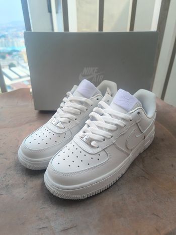 Baskets Nike Air Force 1 Low '07 blanches 43