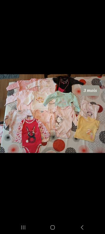 Lot 10 bodies manches longues Taille 3 mois fille 👧