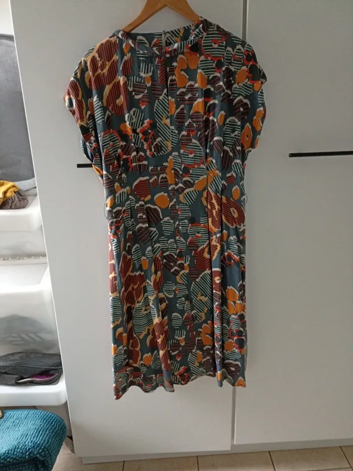 Très jolie robe Comptoir des cotonniers - photo numéro 4