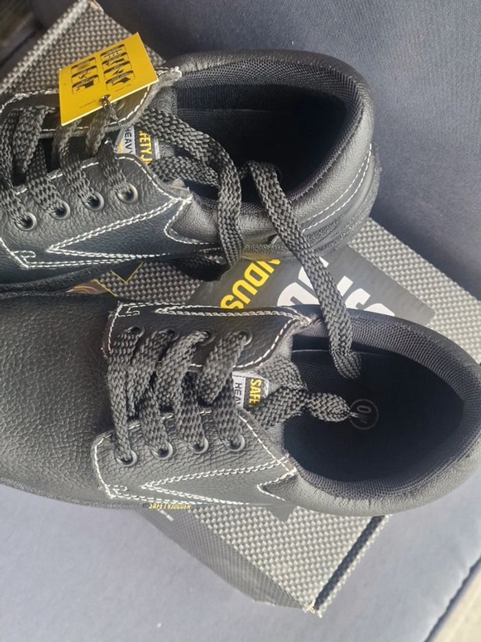 Chaussures basses de sécurité neuves safety jogger - photo numéro 6