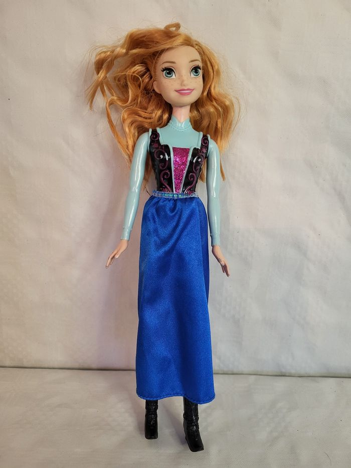 Barbie anna reine des neiges - photo numéro 2