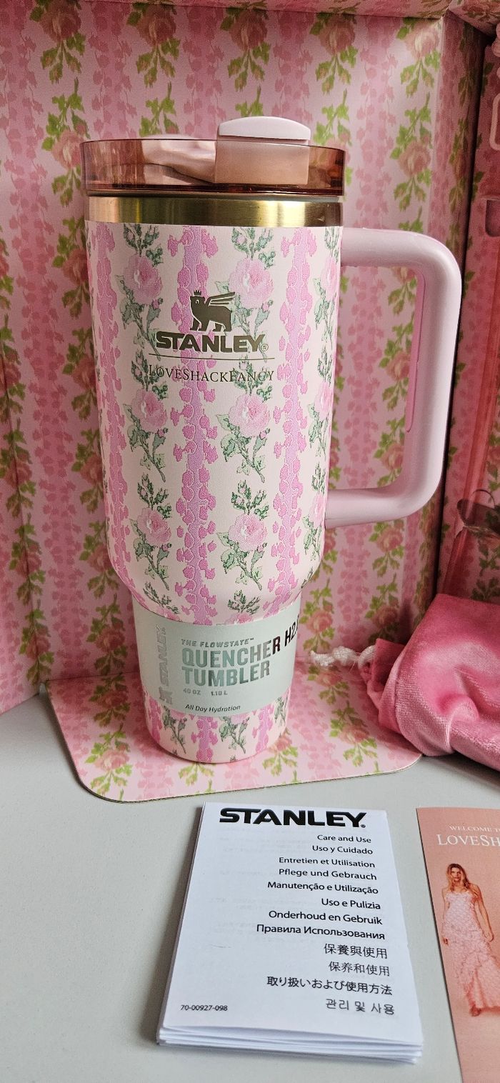 Gourde Stanley × LoveShackFancy 1,2L – Édition Lupin – Neuve - photo numéro 2