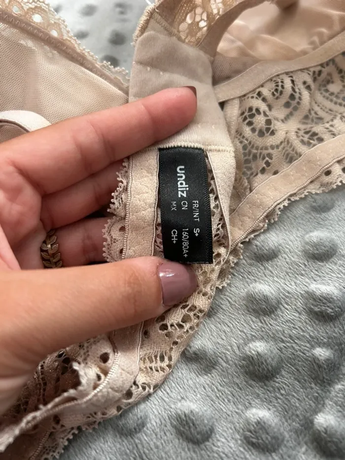 Soutien-gorge femme - photo numéro 5