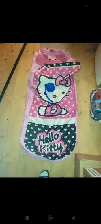 Sac de couchage gonflable Hello Kitty