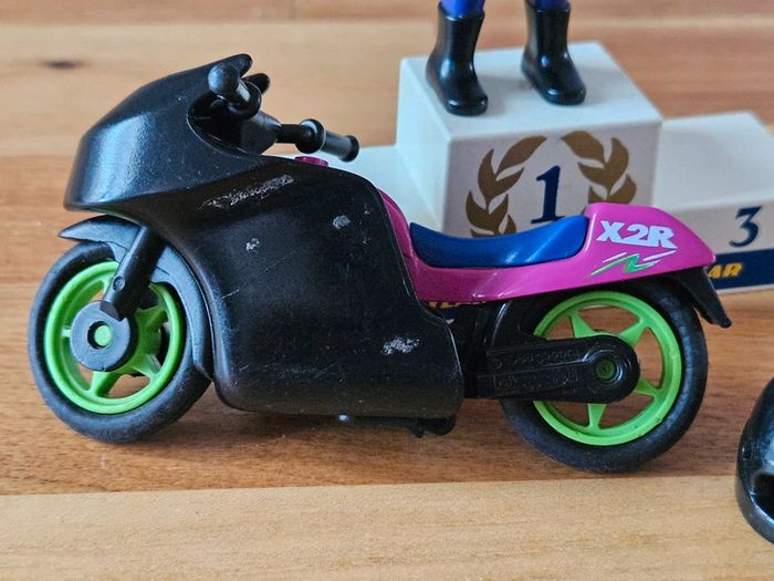 Playmobil 3779 pilote moto de course 1992 - photo numéro 3