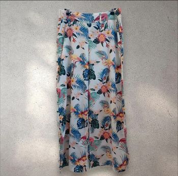 Pantalon fluide imprimé jambes larges taille 40
