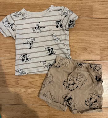 Ensemble mickey primark
