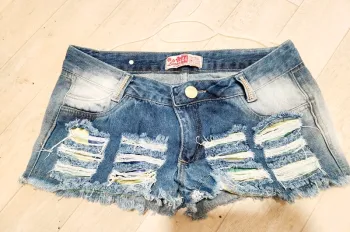 Short en jean destroy Luana Jeans - Taille 44