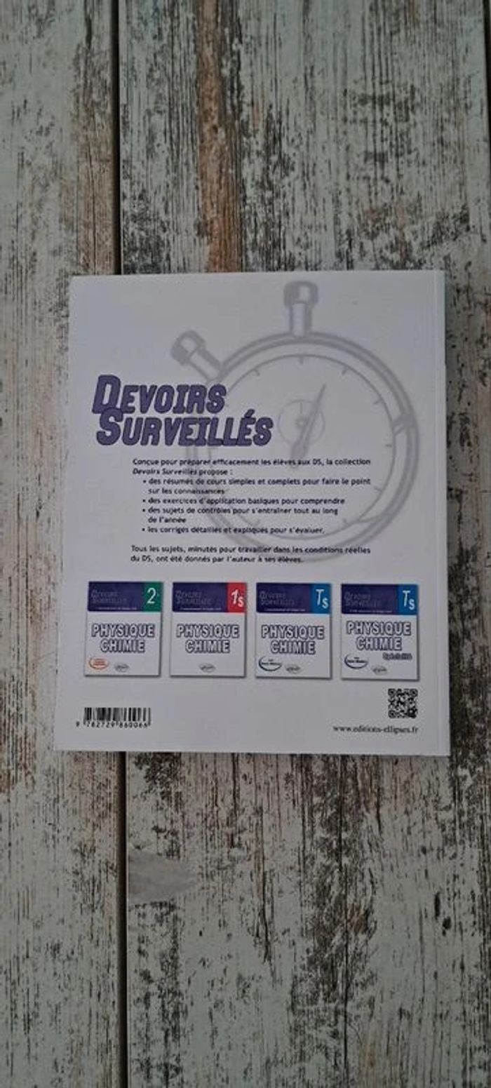 Devoirs surveillés - Physique-chimie - Seconde etat comme neuf - photo numéro 3