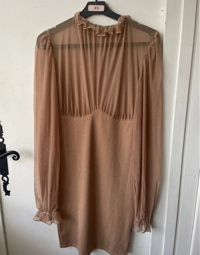 Robe 38 transparente moulante en mesh - photo numéro 5