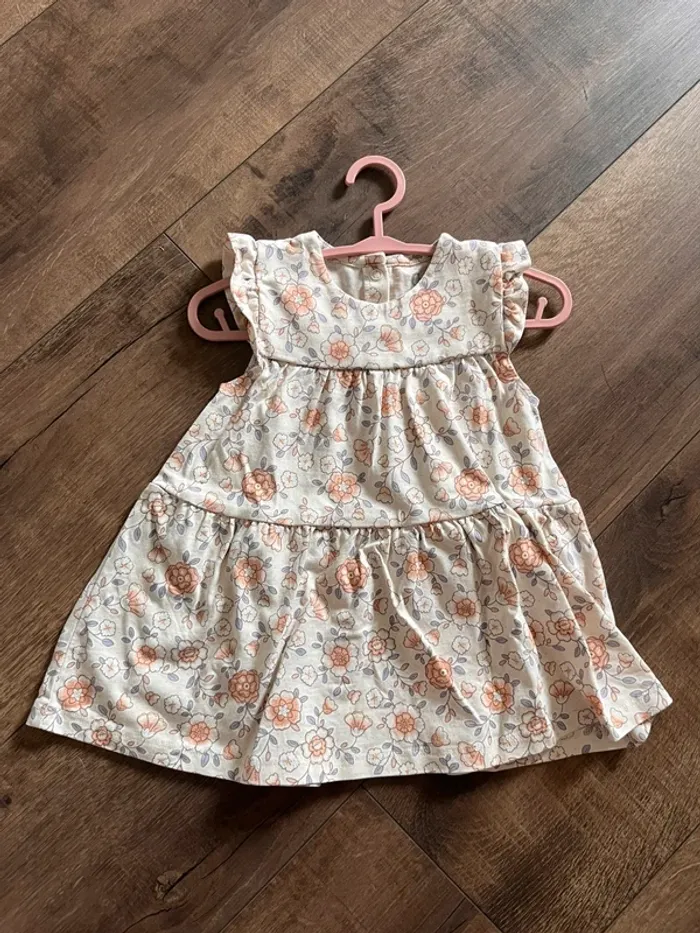 Robe neuve 3-6 mois