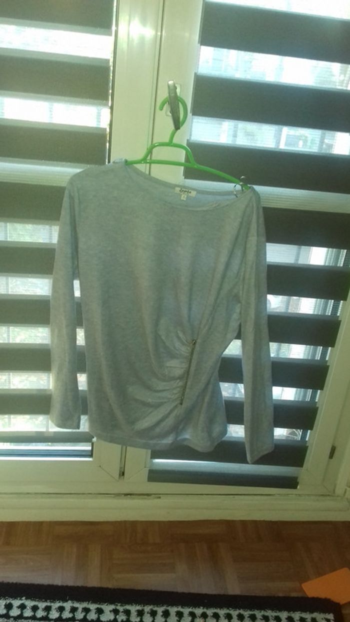 Pull taille 4 - photo numéro 2