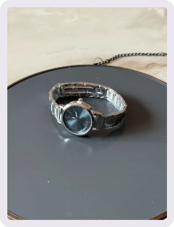 Montre argentée à cadran anthracite - photo numéro 2