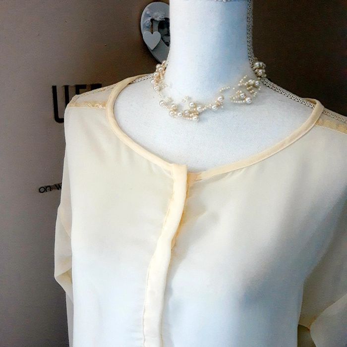 Tunique longue blanche écru dentelle taille unique neuve