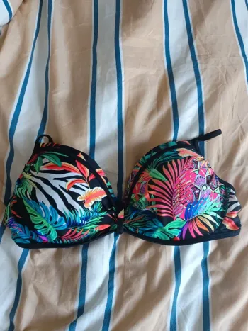 Soutien gorge de maillot de bain