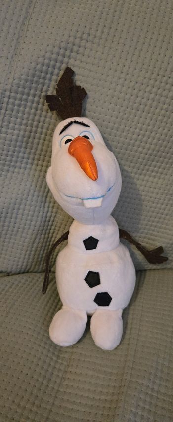 Peluche reine des neige olaf