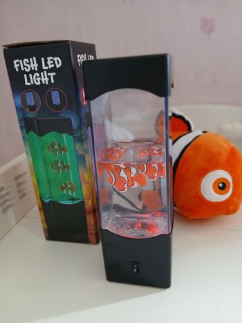 Lampe LED avec éléments 