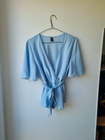 top col v bleu a nouer shein