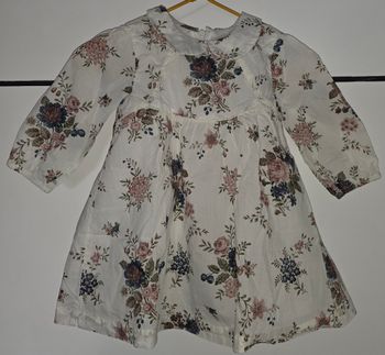 Robe blanche fleurie tartine et chocolat 1 an