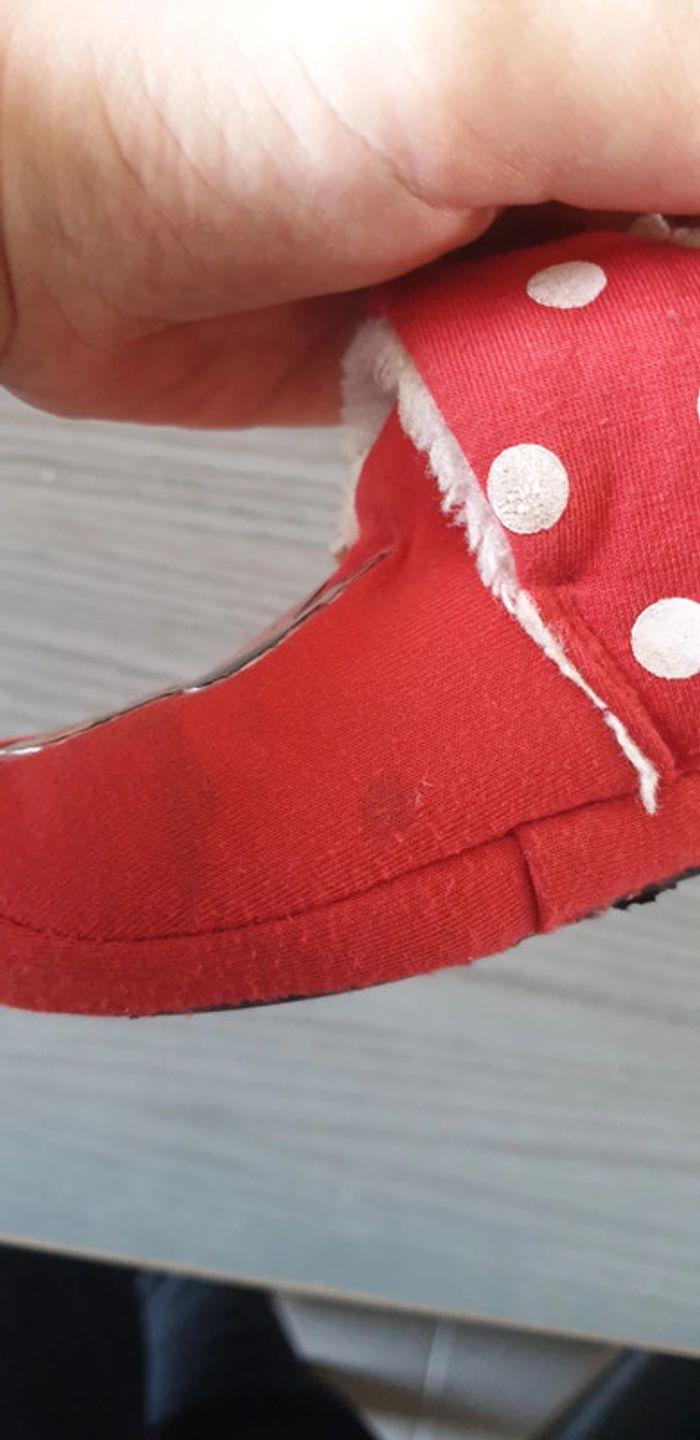 Chaussons chaud minnie disney taille 30 - photo numéro 6