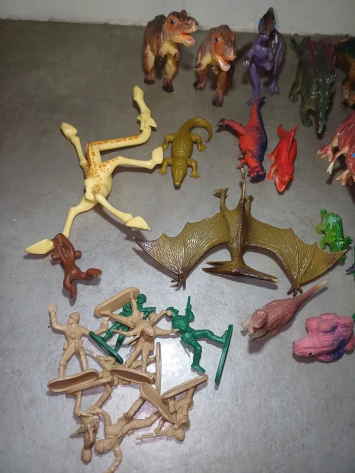 Figurines enfant jeux et accessoires - photo numéro 8