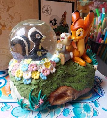 Snowglobe disney disneyland Paris bambi musical