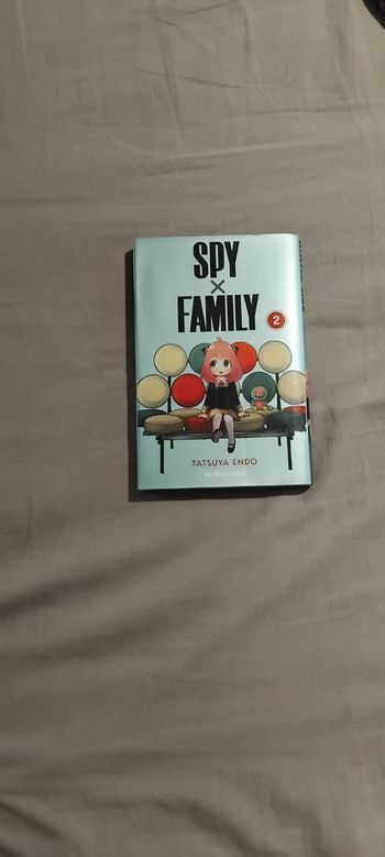 Livre spy Family numéro 2