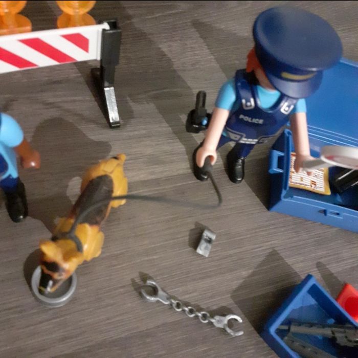Playmobil - 6924 - brigade cinophile - photo numéro 4