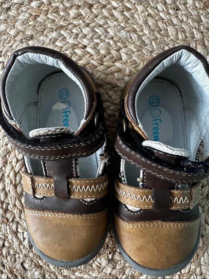 Chaussures bébé Taille 23 - photo numéro 2