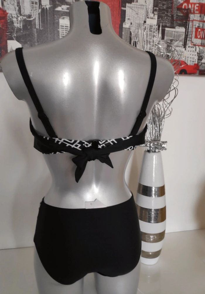 Maillot de bain noir et blanc T38/70D - photo numéro 3