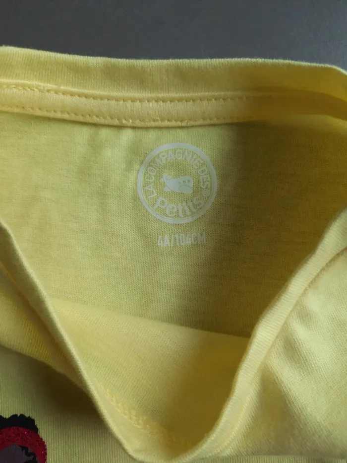T-shirt La compagnie des petits 4ans neuf - photo numéro 4