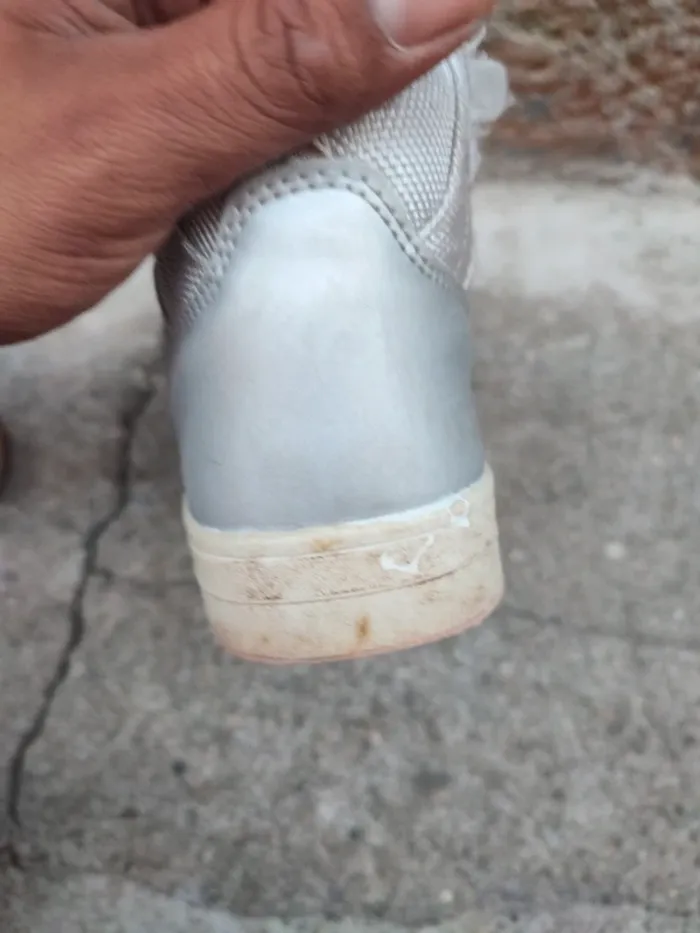 Chaussures basket taille 28 marque Okaïdi - photo numéro 12