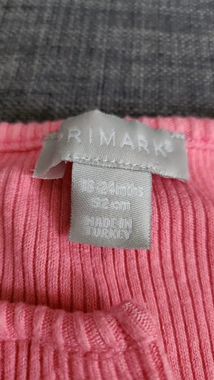 Vêtements 24 mois - photo numéro 2