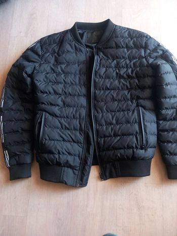 Doudoune, blouson. Très bon état 