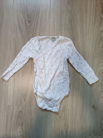 Body blanc étoiles Kiabi fille garçon 9 mois