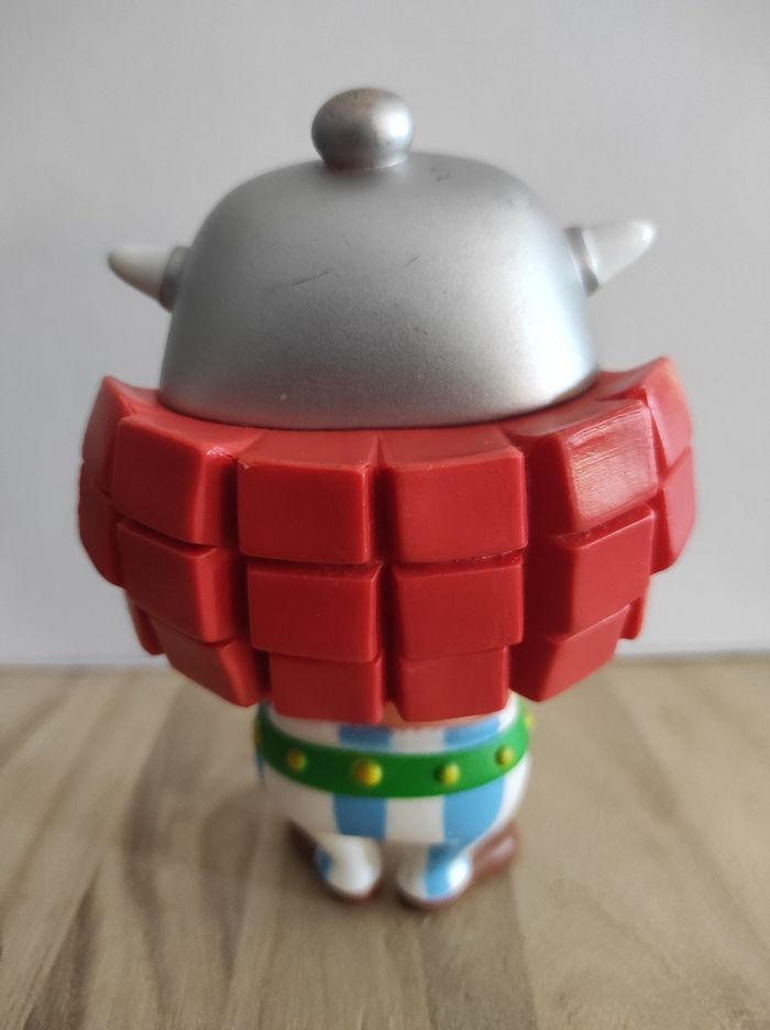 Figurine Funko pop Obelix 130 SANS boîte ( Astérix et Obélix ) - photo numéro 3