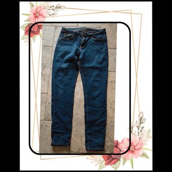 Jean taille 40
Coved