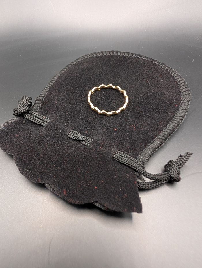 Bague Onde/Vague en Titane Doré Taille 58 neuve