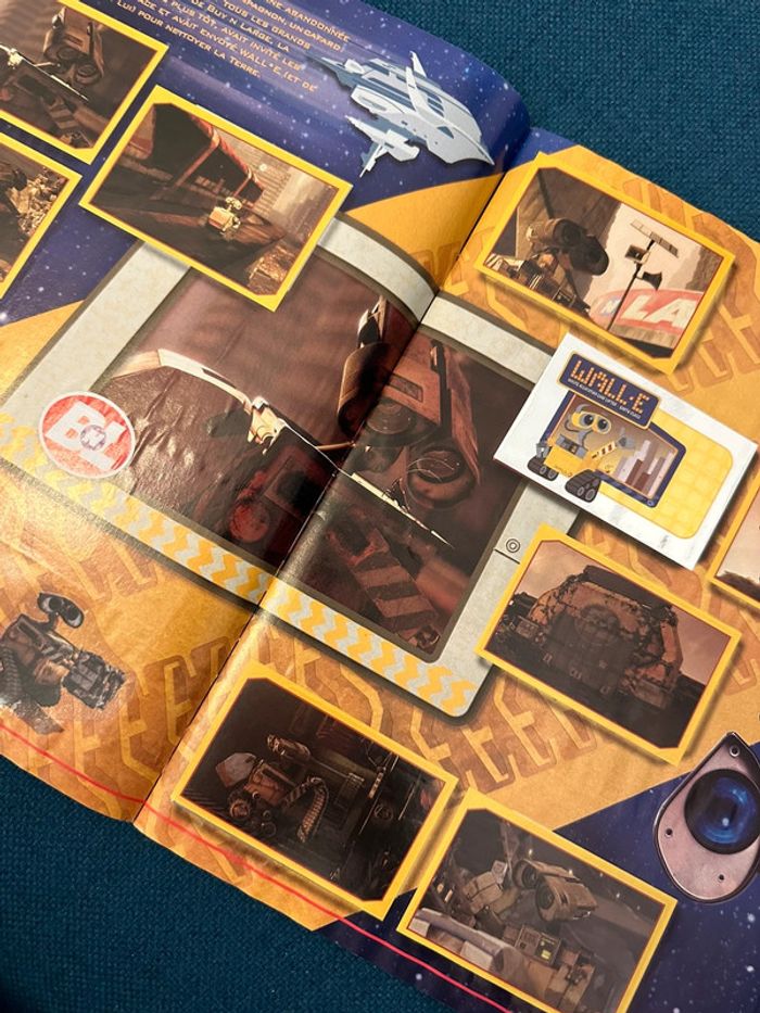 Album livre Panini complet stickers autocollants Disney Wall-e walle robot espace - photo numéro 4